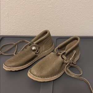 Unique Brown Leather Lace-Up Shoes